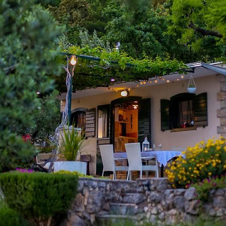 Holiday Home Oaza Baška Voda Exteriér fotografie
